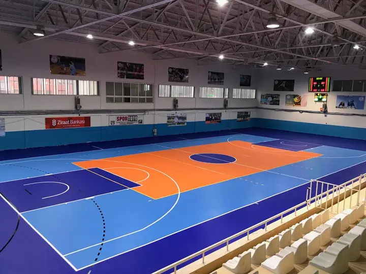 KG Zemin Kaplama tarafından döşenen kapalı spor salonu zemini