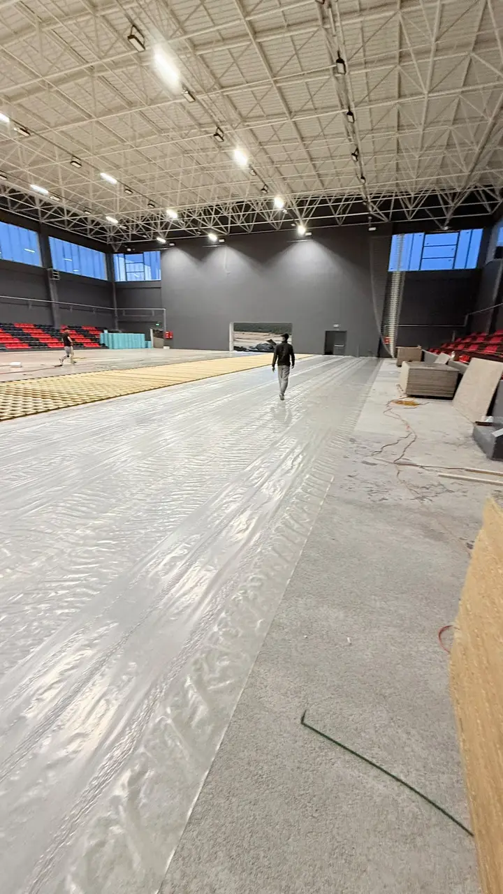 Eskişehir Mihalıççık spor salonu zemin kaplama – uygulama aşaması 20