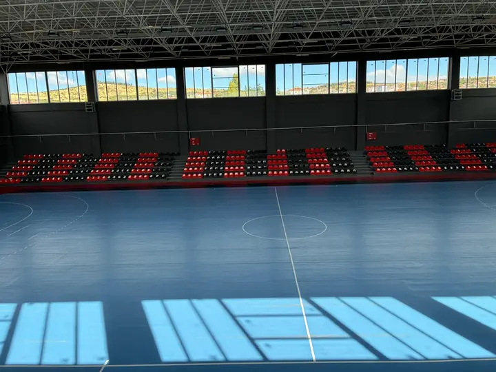 Eskişehir Mihalıççık spor salonu zemin kaplama – uygulama sonrası 1